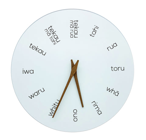 Moana Road - Maori Wood Clock