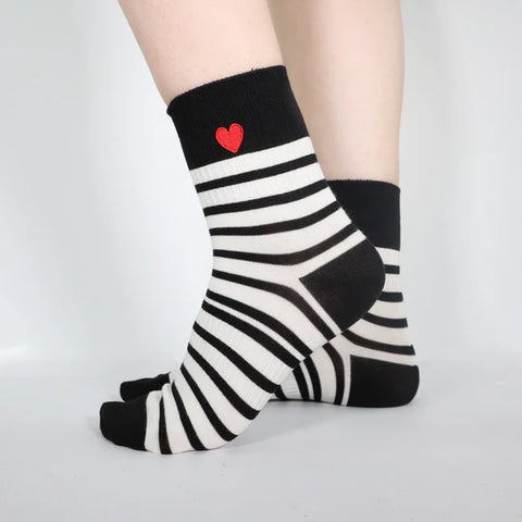 Minx -Love line socks-black stripe